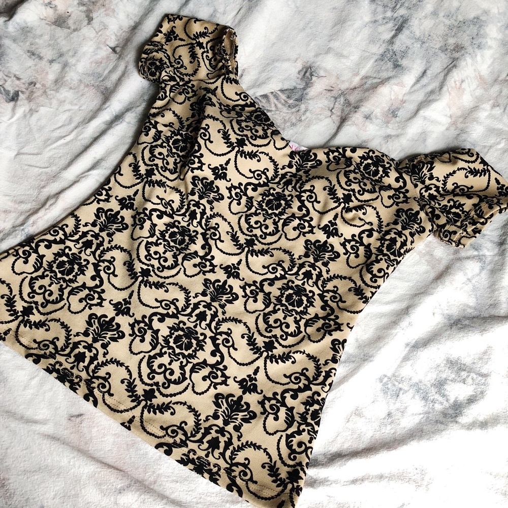 Tan, Fitted, Off The Shoulder, Patterned Top